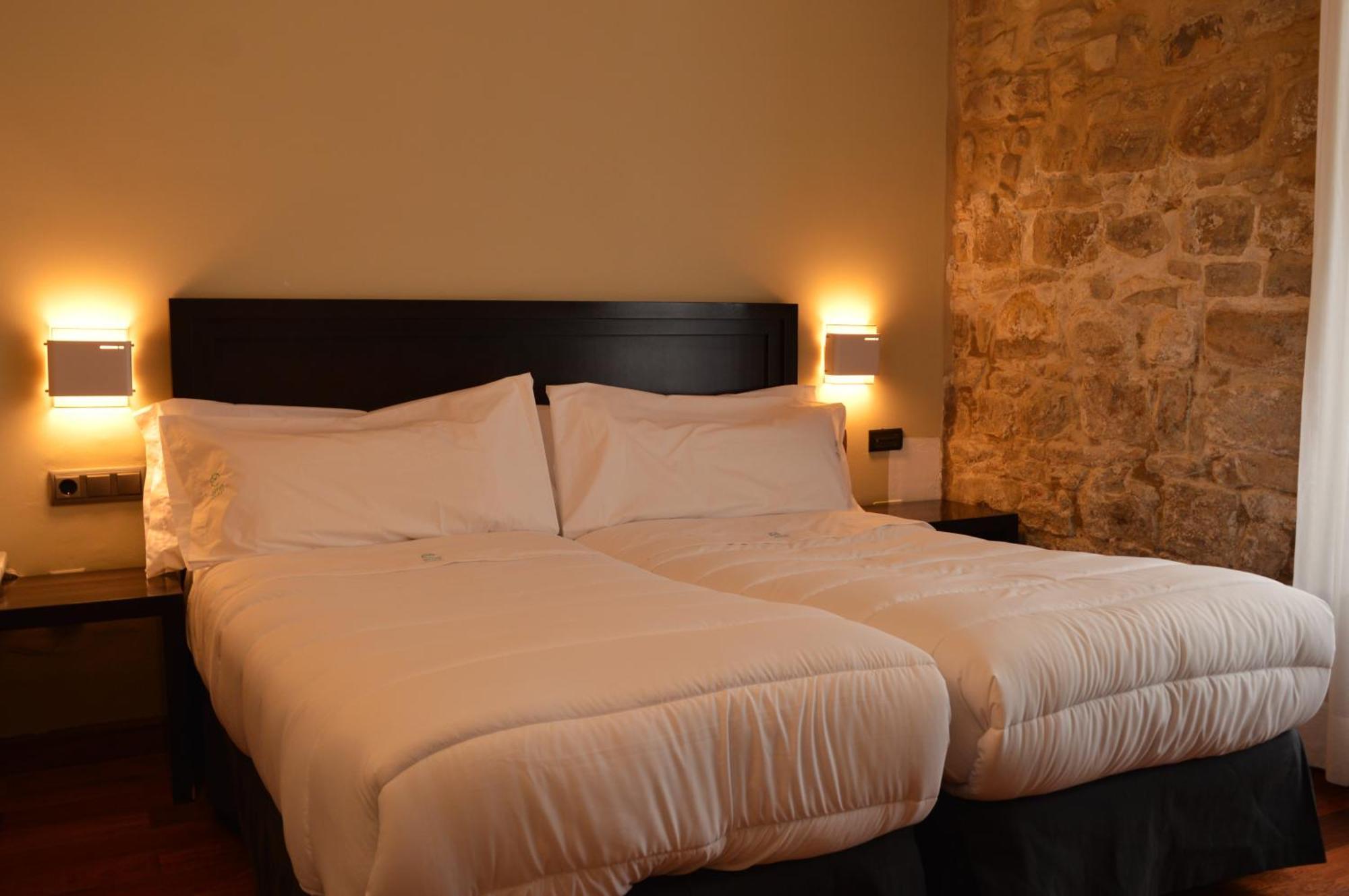 Hotel Baeza Monumental By Eme Hoteles Eksteriør billede