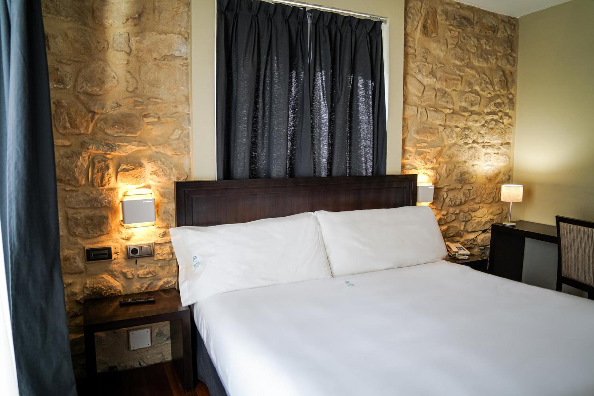 Hotel Baeza Monumental By Eme Hoteles Eksteriør billede