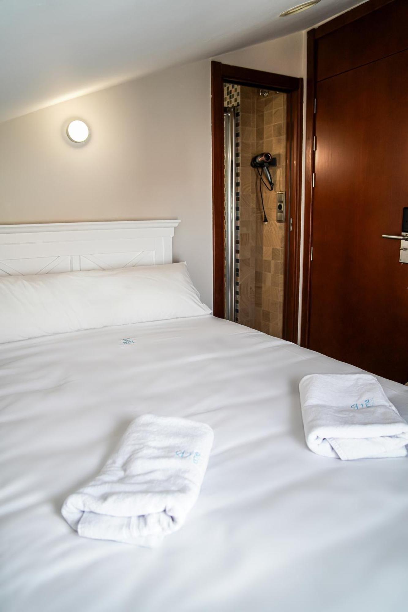 Hotel Baeza Monumental By Eme Hoteles Eksteriør billede
