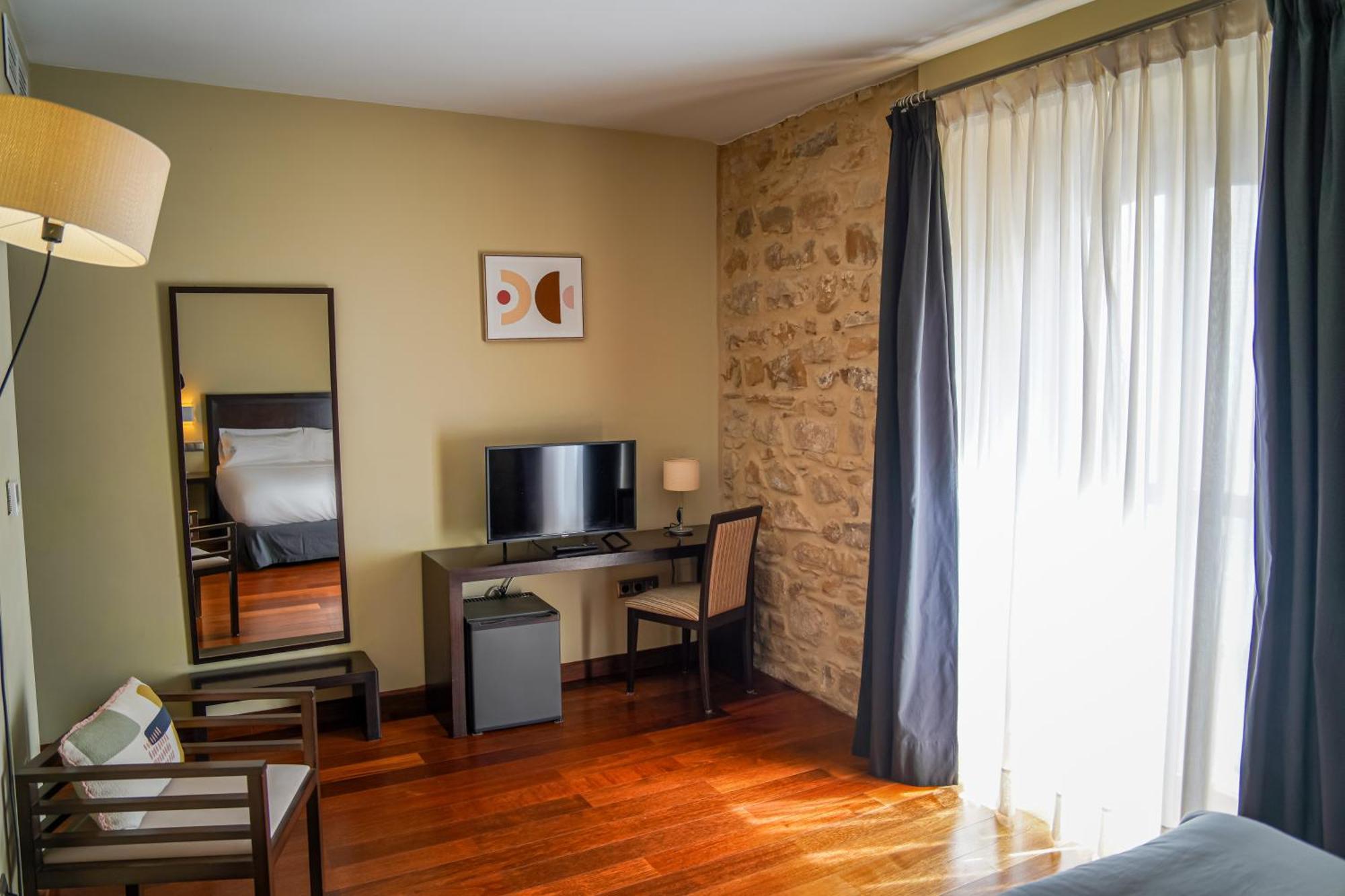 Hotel Baeza Monumental By Eme Hoteles Eksteriør billede