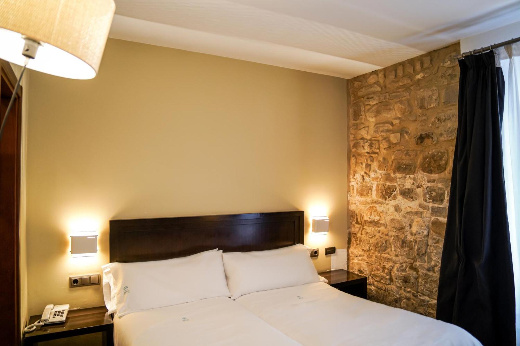 Hotel Baeza Monumental By Eme Hoteles Eksteriør billede